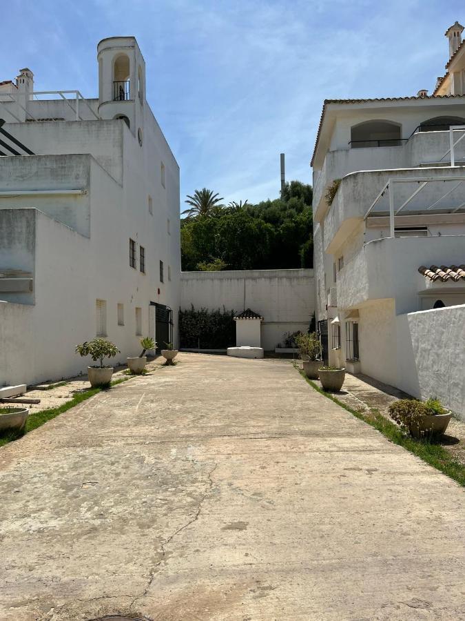 Апартаменты Atlanterra Pueblo Donkey - Piscina, Parking Захара-де-лос-Атунес Экстерьер фото